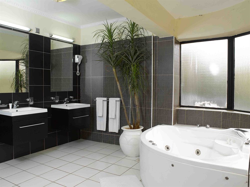 Wasini All Suite Hotel ナイロビ エクステリア 写真
